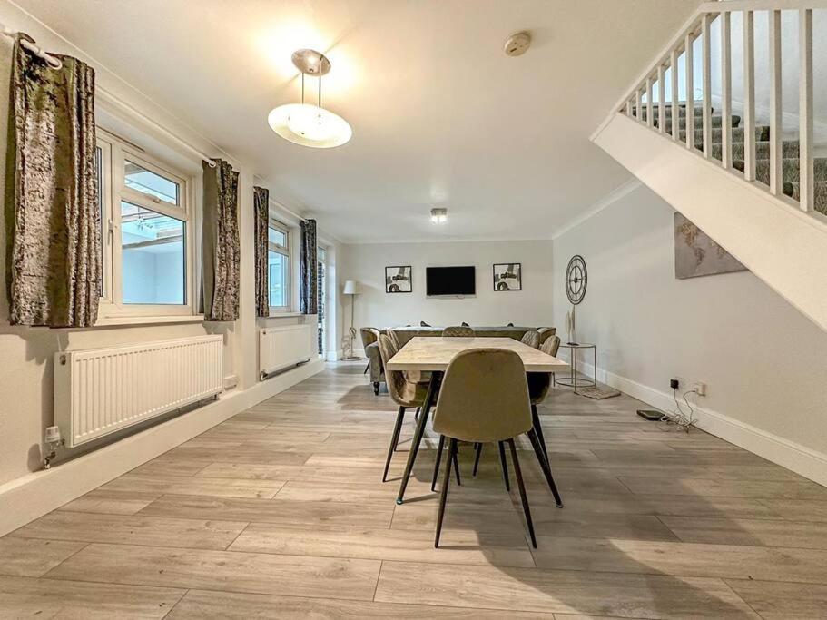 New Cosy Luxury 3 Bedroom House In Battersea 伦敦 外观 照片